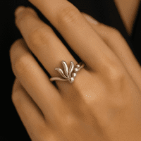 SILVER RING