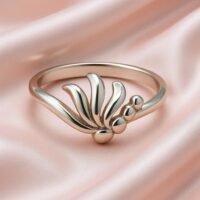 SILVER RING